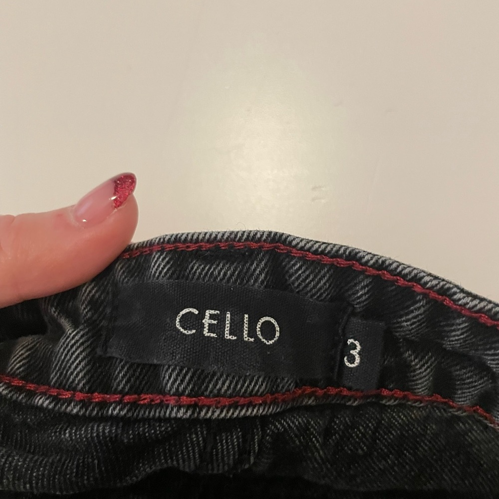 Jeans - Picture 3 of 3
